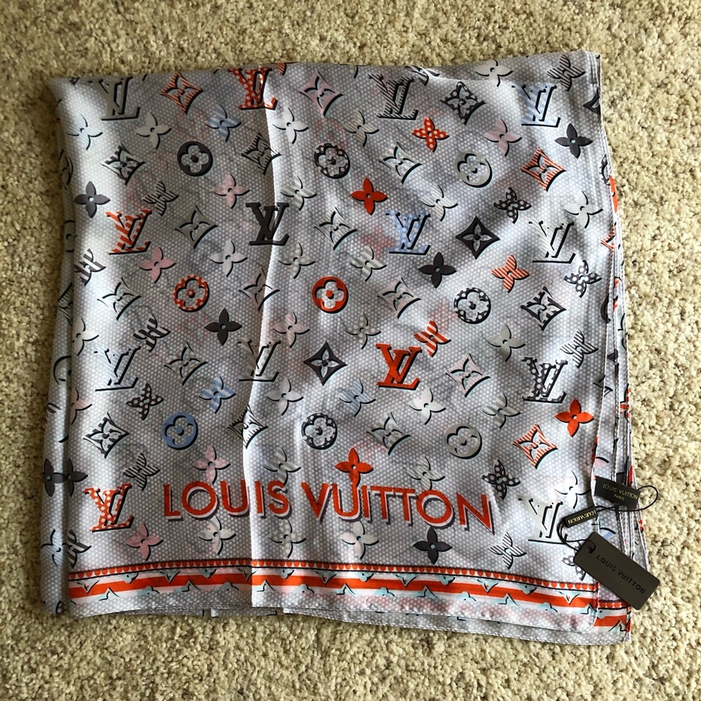 Silk scarf/ Shawl/ wraps